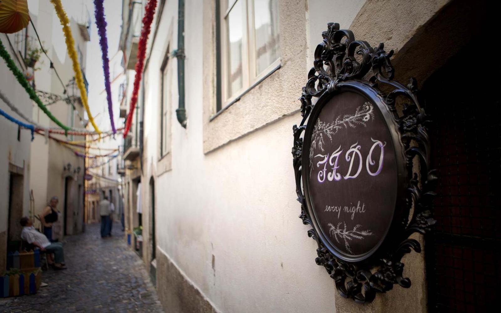 Alfama Chic Penabuquel3 Lägenhet Lisboa Exteriör bild